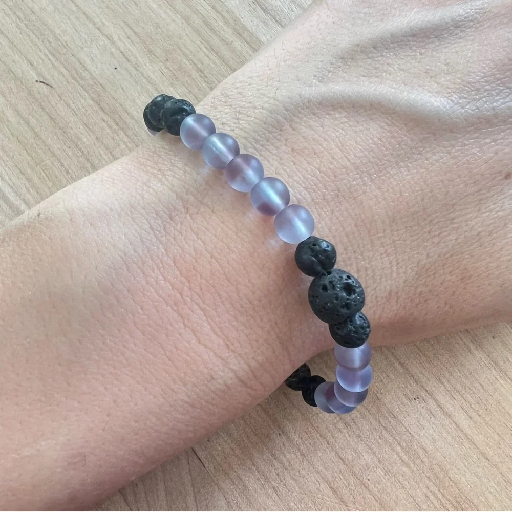 Lavender purple beaded bracelet essential oil diffuser